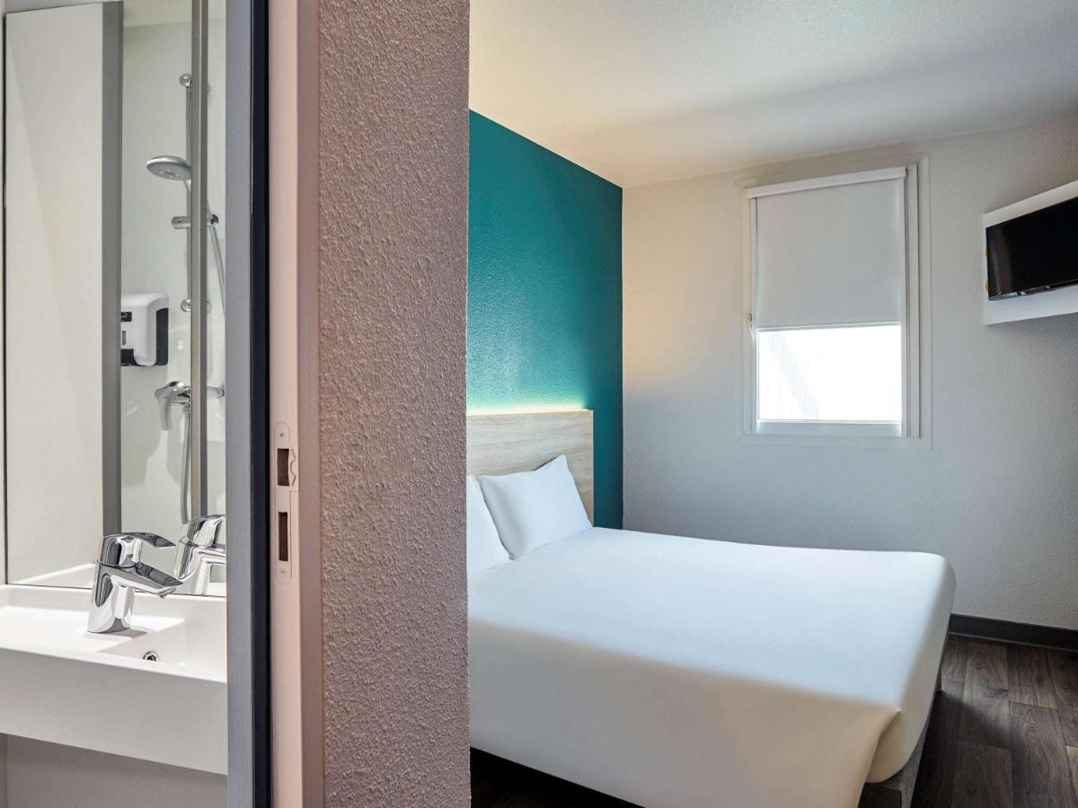 Hotel F1 Ванн Экстерьер фото